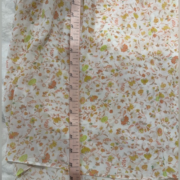 Current air Anthropologie Floral Ruffle sleeve split neckline Blouse - Picture 7 of 9